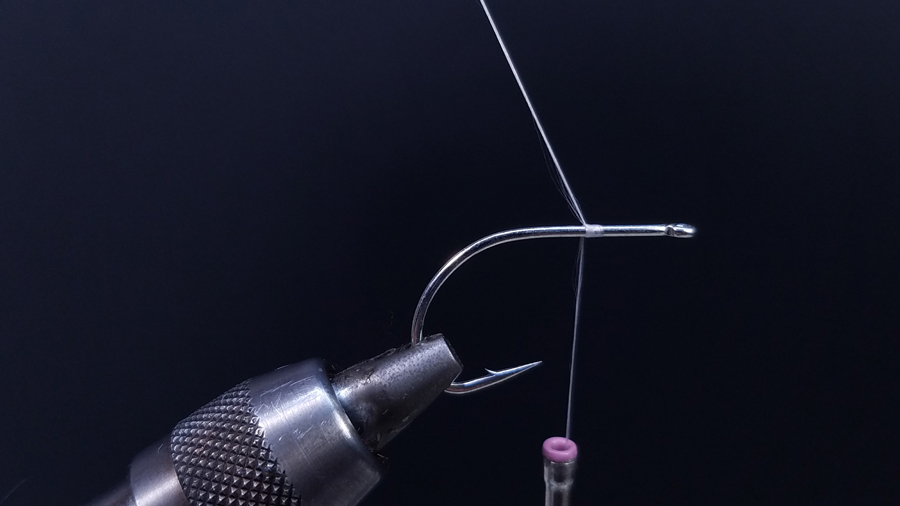 flytyingstepbystep step1 Tail Fly Fishing Magazine