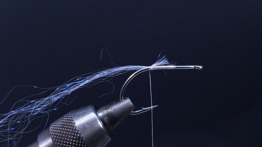 flytyingstepbystep step3 Tail Fly Fishing Magazine